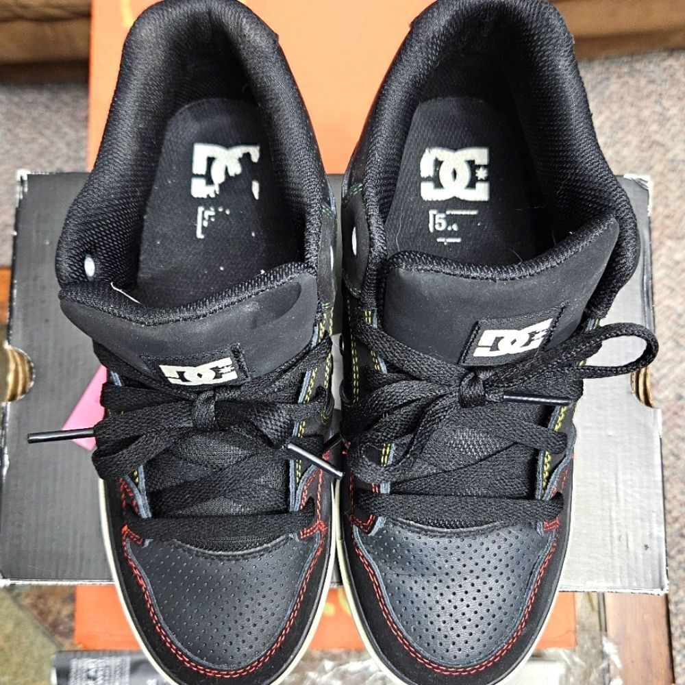 DC RADAR RASTA STITCH MID YOUTH 5.5 USA SNEAKER SKATE SHOE rare - Picture 11 of 12